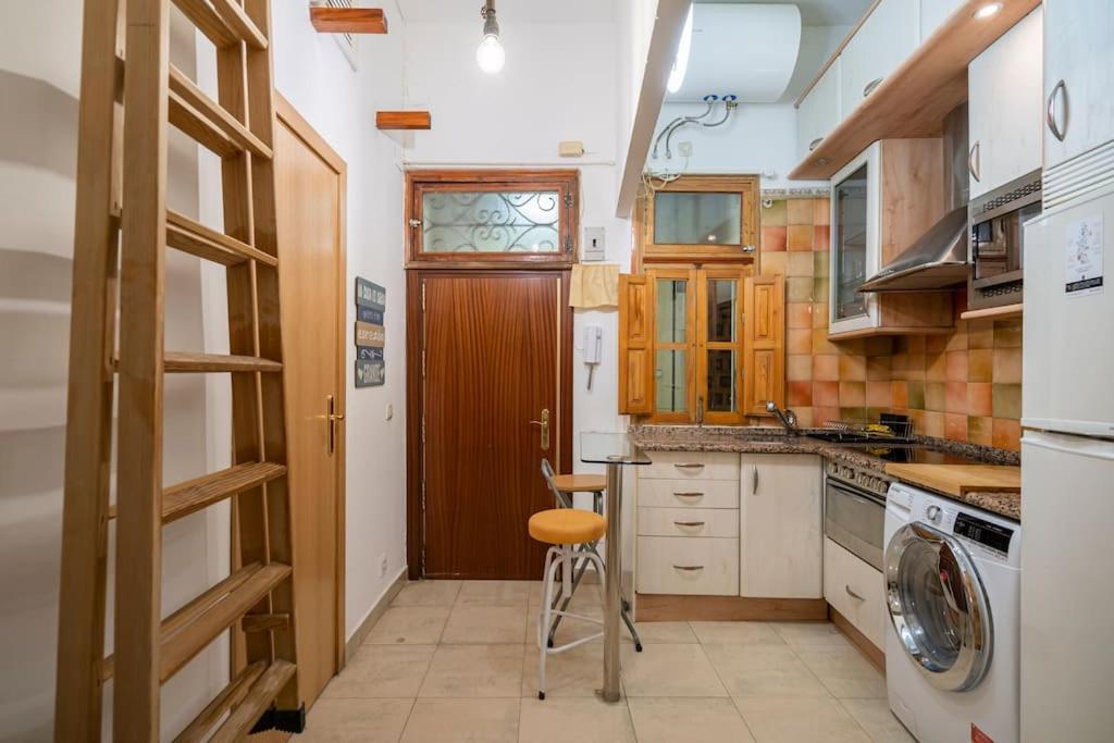 Near Embajadores And Atocha Apartamento Madrid